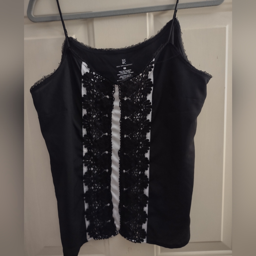 WOMAN'S BLACK CAMI. CREPE WITH WHITE SATIN AND BLACK LACE DOWN THE FRONT